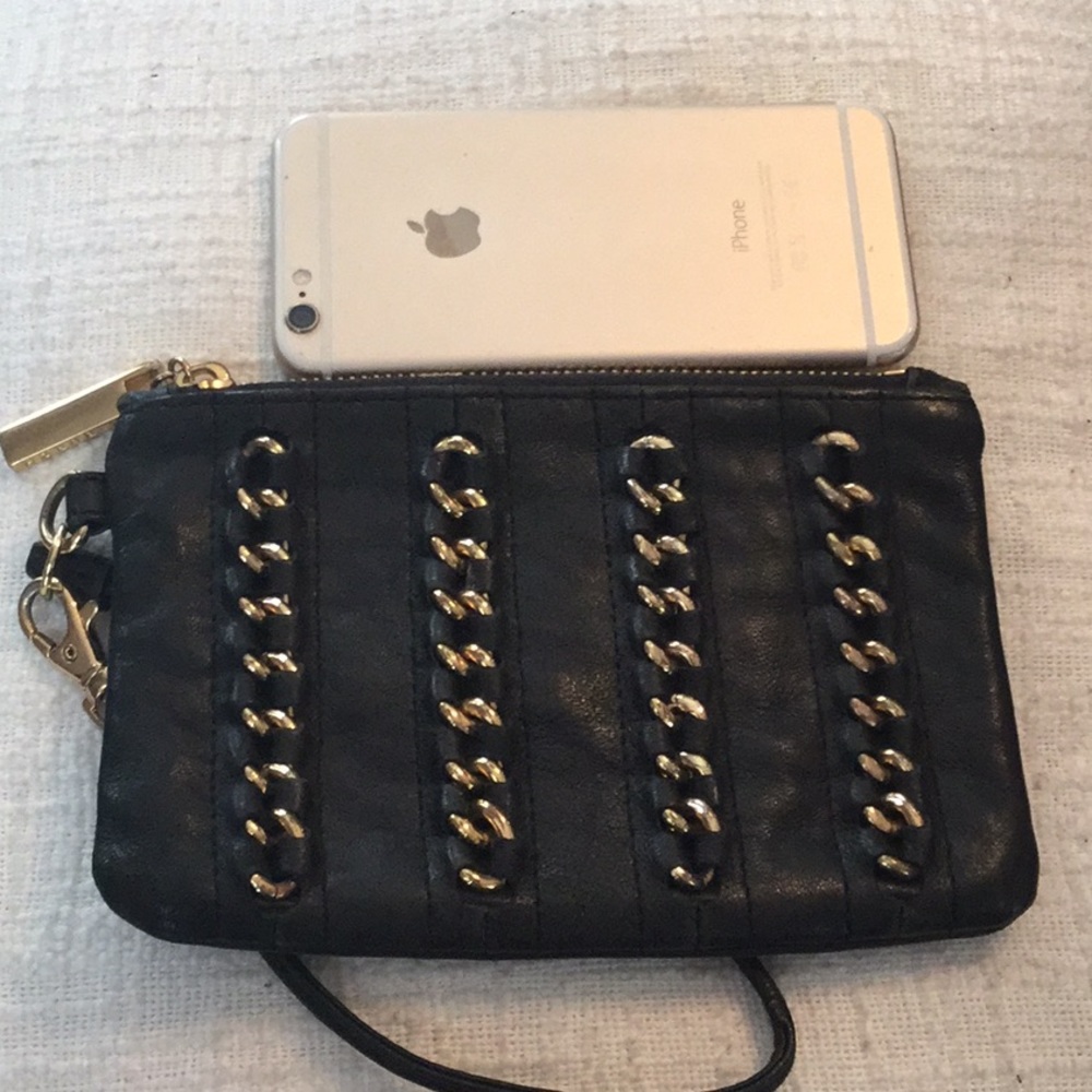 TORY BURCH WRISTLET